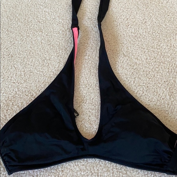 Pink swimsuit top - Picture 1 of 1